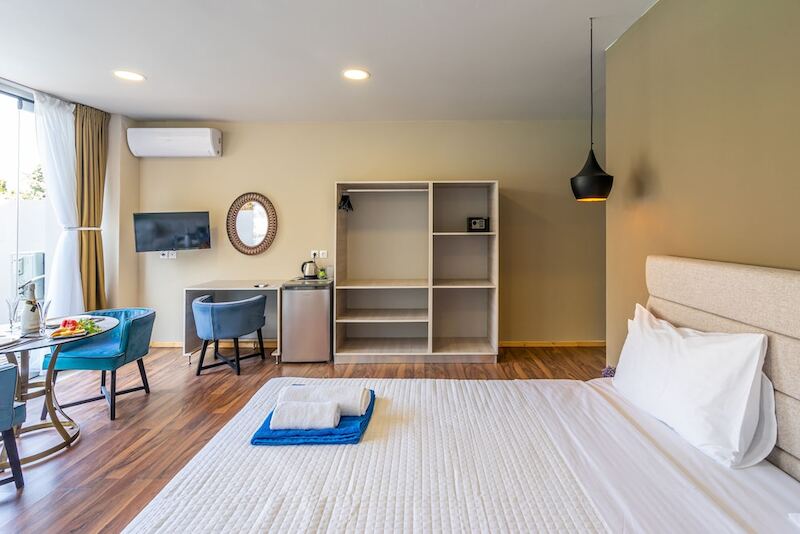 Bamboo Suites 13