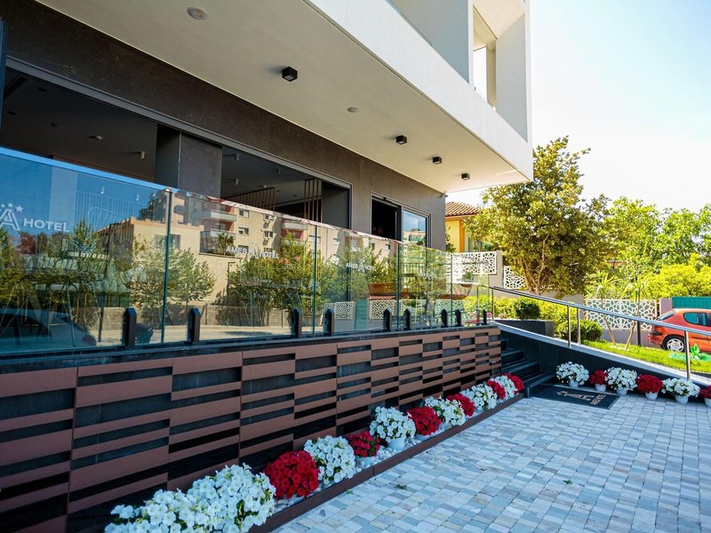 Ames Hotel & Spa 4
