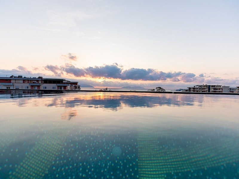Ames Hotel & Spa 8