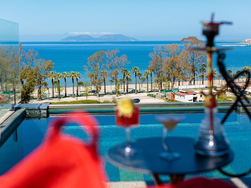 Ames Hotel & Spa 9