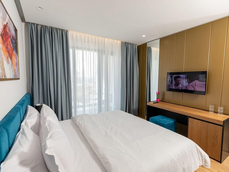 Ames Hotel & Spa 39