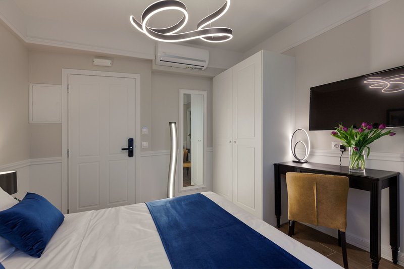 Classic Hotel by Athens Prime Hotels 7