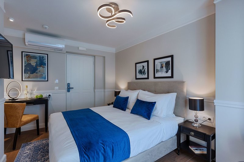 Classic Hotel by Athens Prime Hotels 17