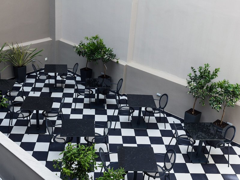 Classic Hotel by Athens Prime Hotels 3