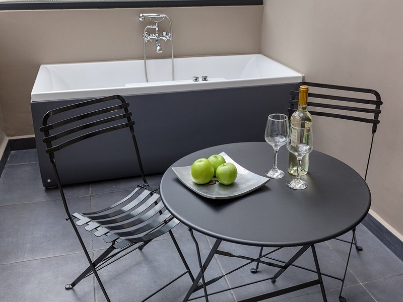 Classic Hotel by Athens Prime Hotels 9