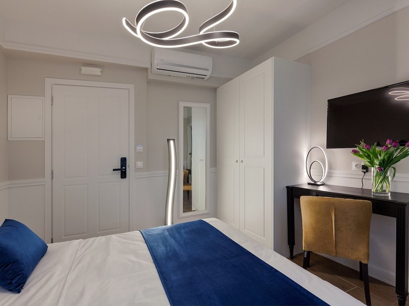 Classic Hotel by Athens Prime Hotels 27