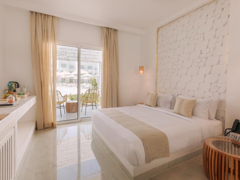 Tanoak Hotel 22