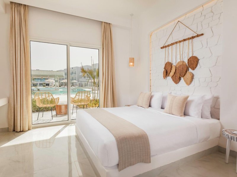 Tanoak Hotel 26