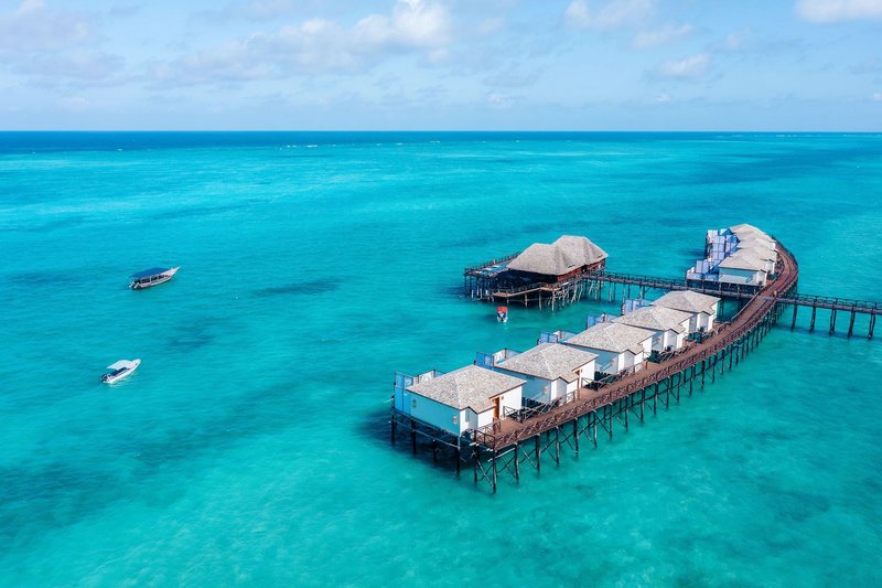 Le Mersenne Zanzibar, Autograph Collection 9