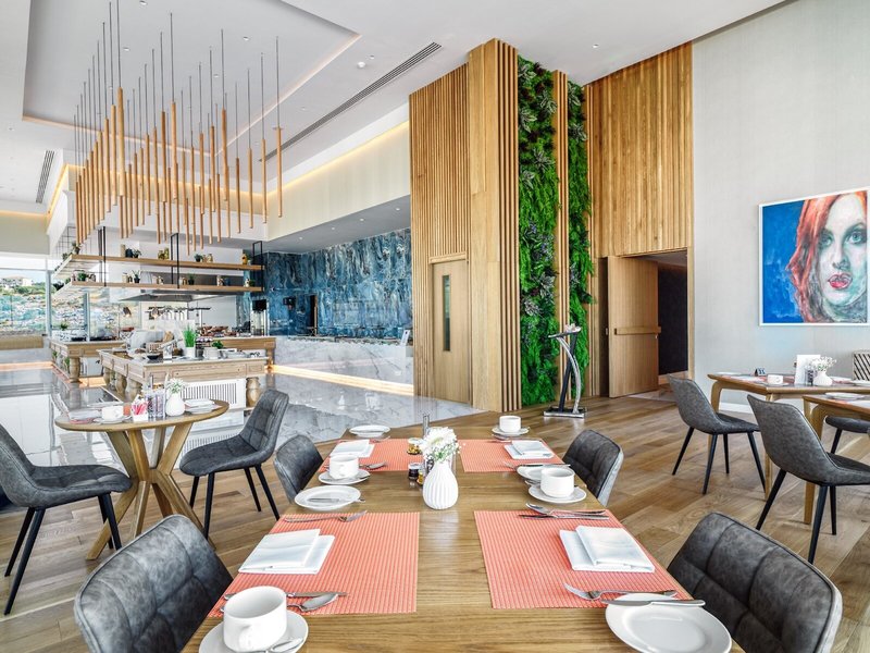 Amanti Hotel, MadeForTwo 9
