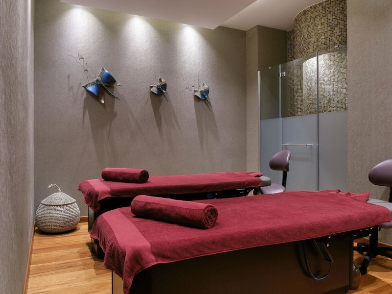 Amanti Hotel, MadeForTwo 21