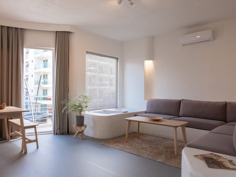 L´ Olive Homes 25