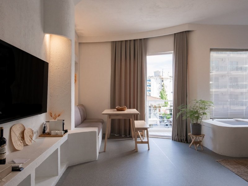 L´ Olive Homes 40
