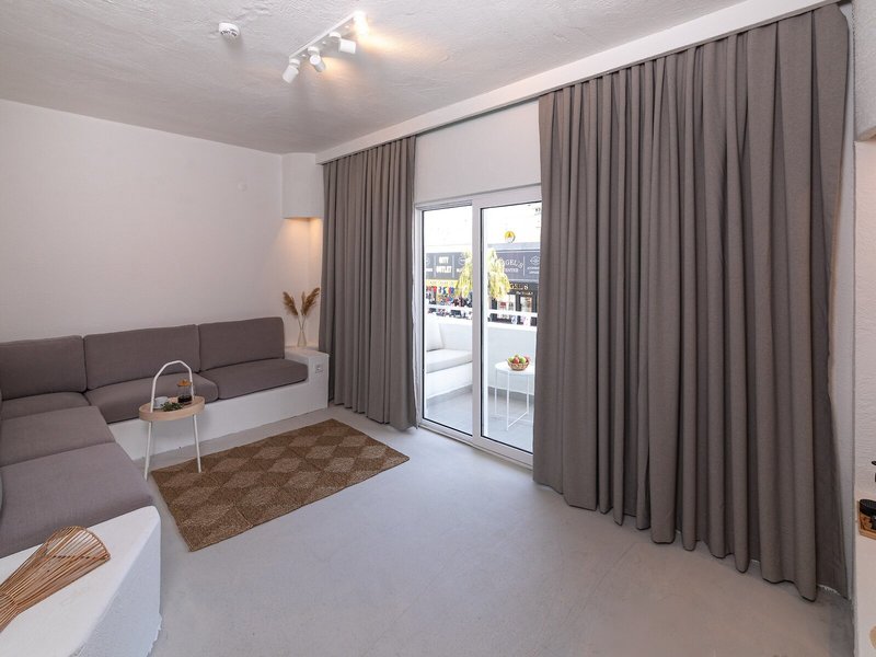 L´ Olive Homes 49
