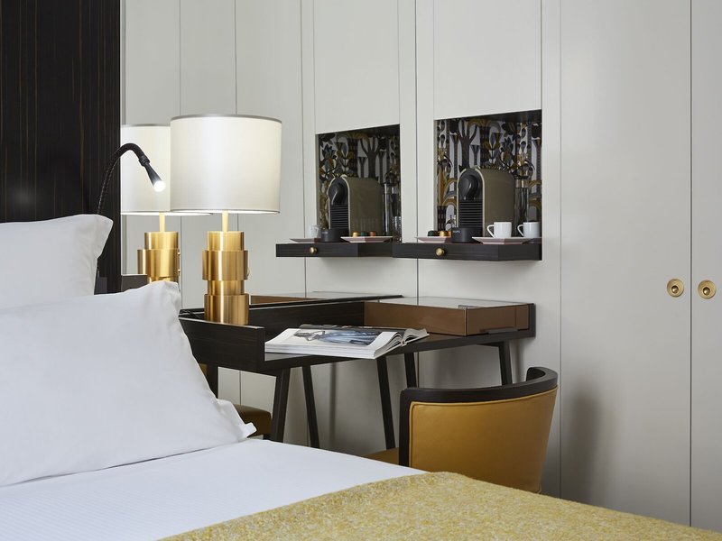 Montalembert 34