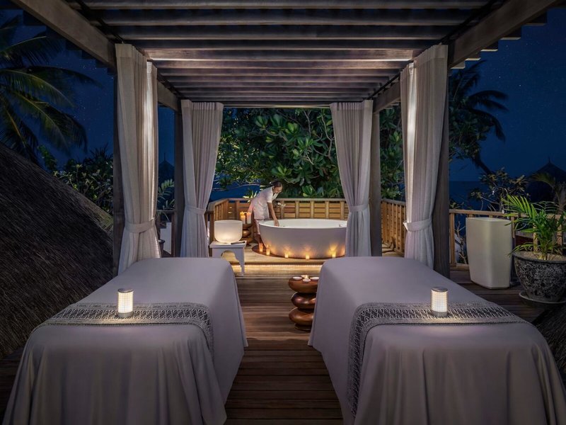 Four Seasons Resort Maledives at Kuda Huraa 38