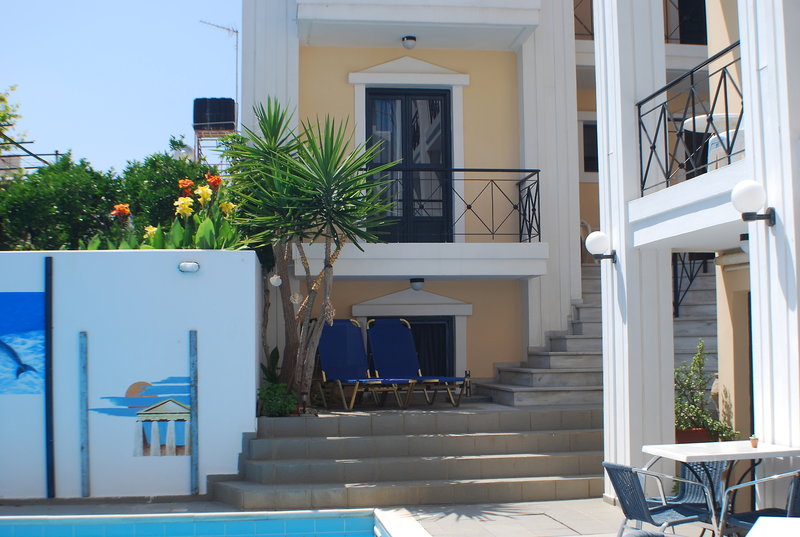 Renia Hotel 2