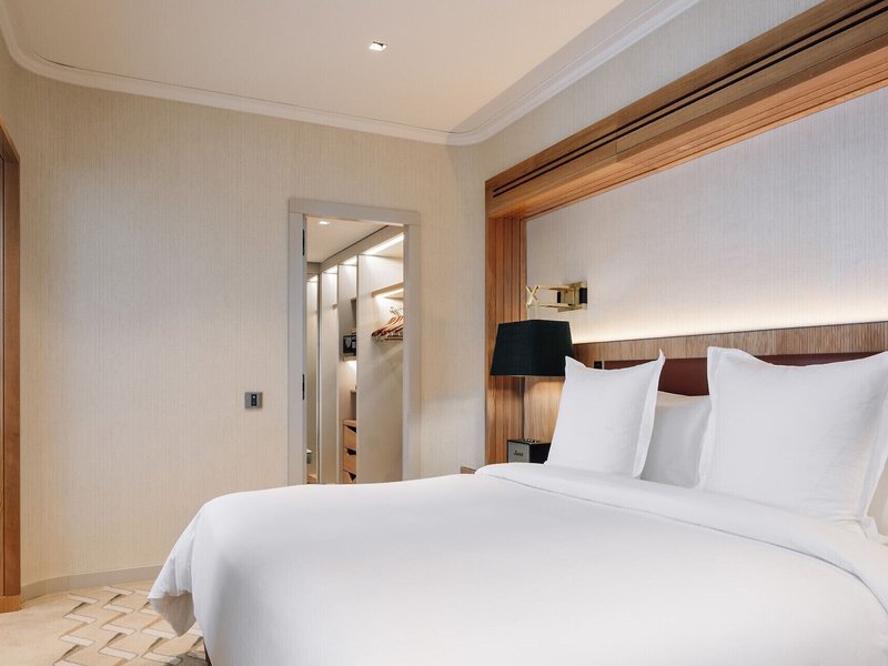 Four Seasons Hotel Ritz Lissabon 23