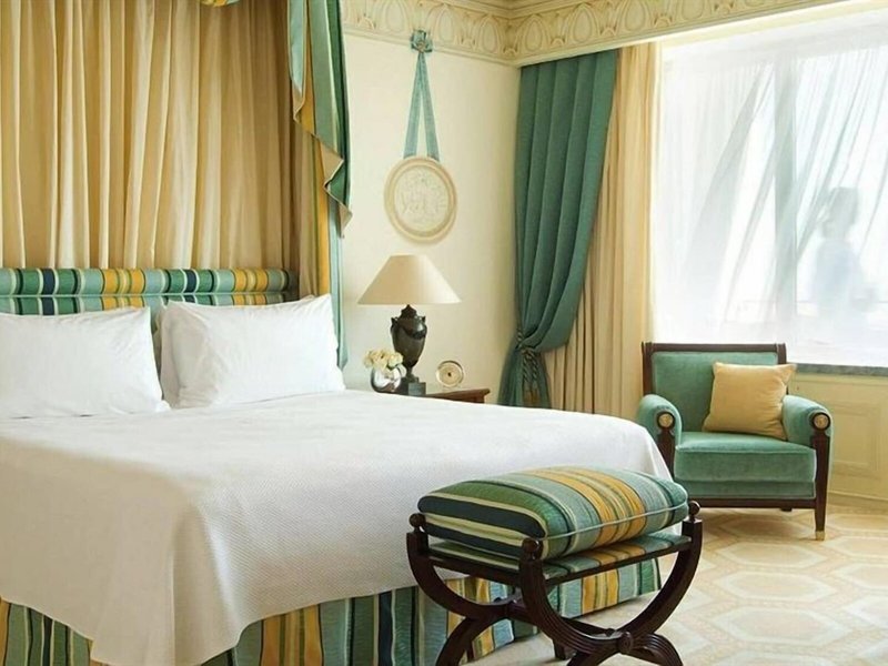 Four Seasons Hotel Ritz Lissabon 24