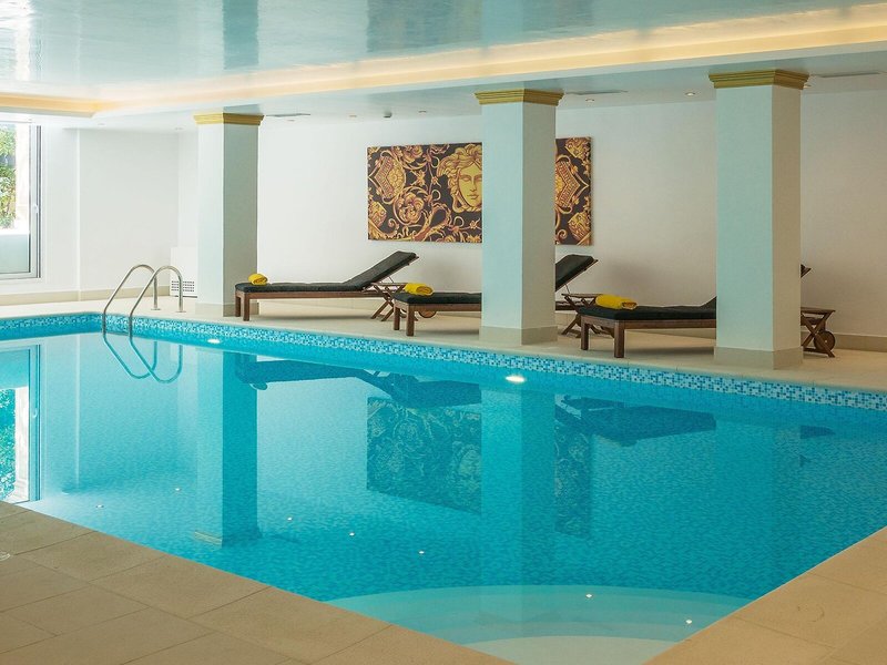 Theoxenia Palace Hotel 11
