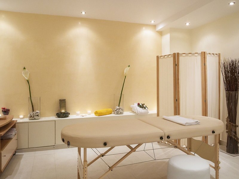 Theoxenia Palace Hotel 21