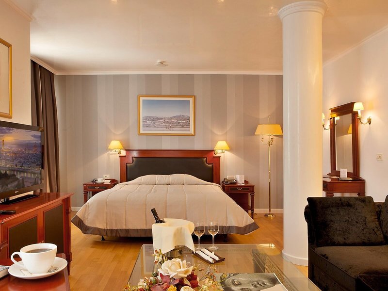 Theoxenia Palace Hotel 25