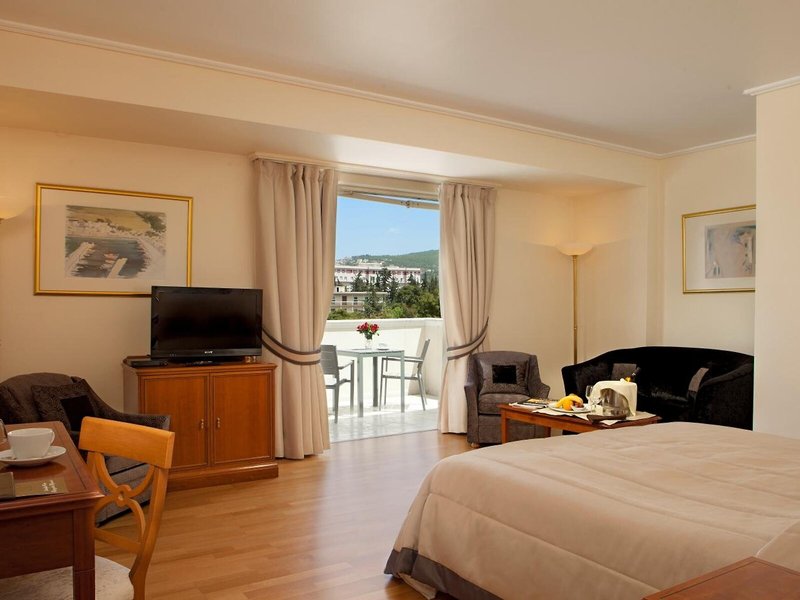 Theoxenia Palace Hotel 26