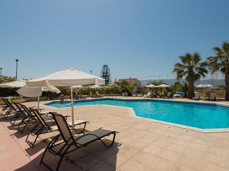 Leonidas Hotel & Studios 2