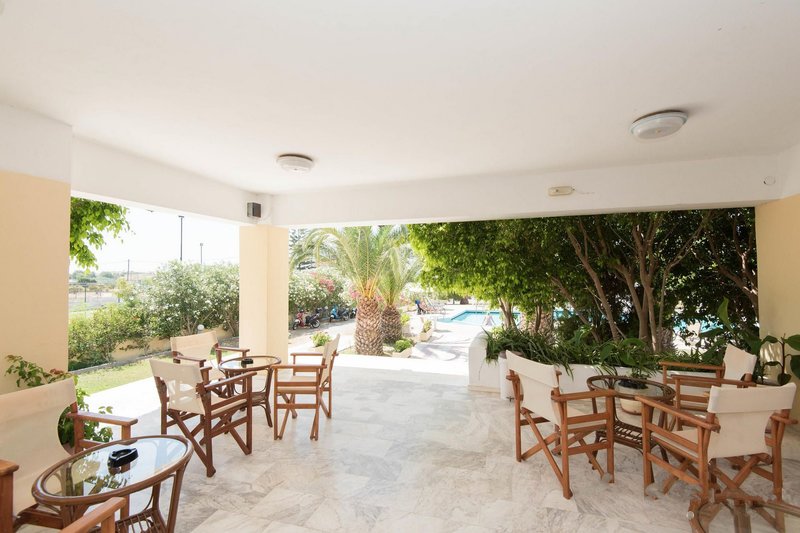 Leonidas Hotel & Studios 6