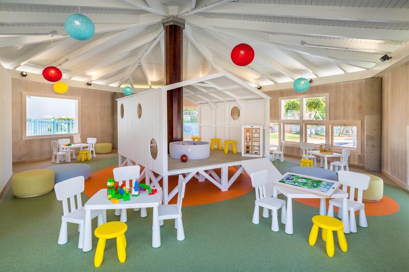 Barceló Margaritas Royal Level 27