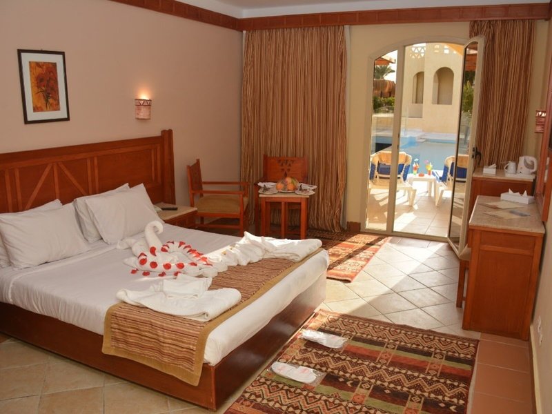Romance Regency Club 8
