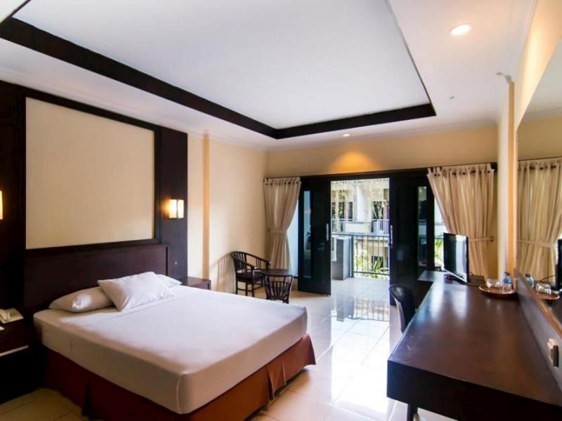 Champlung Mas Hotel 12
