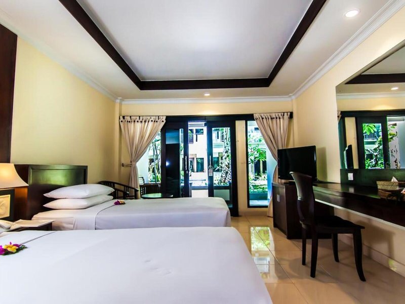Champlung Mas Hotel 23