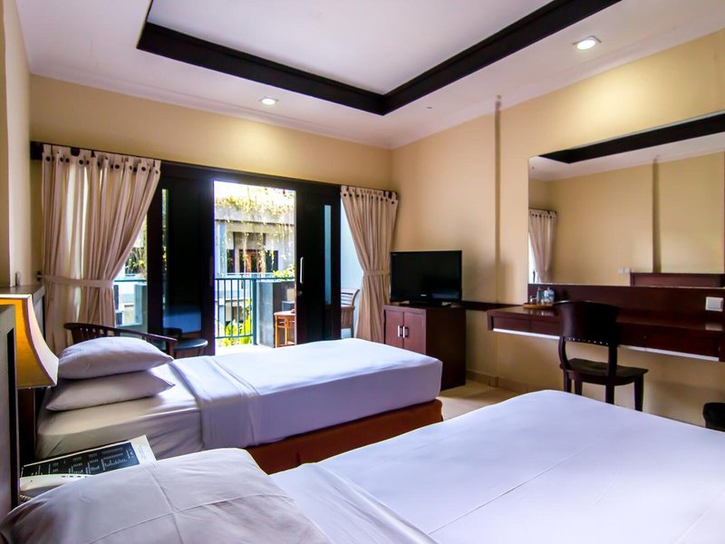 Champlung Mas Hotel 24
