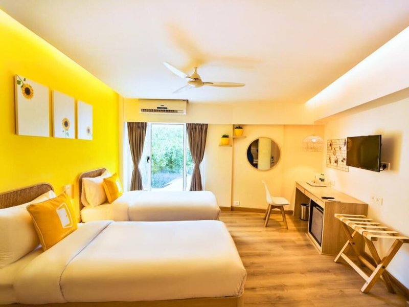Bloom Hotel - Juhu 8