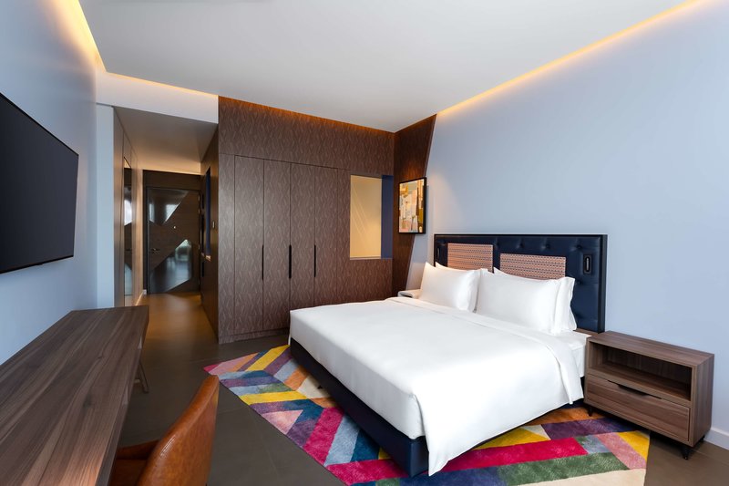 Hyatt Centric Jumeirah Dubai 3