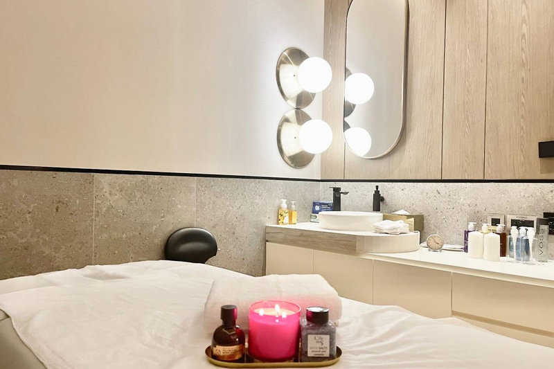 Hyatt Centric Jumeirah Dubai 6