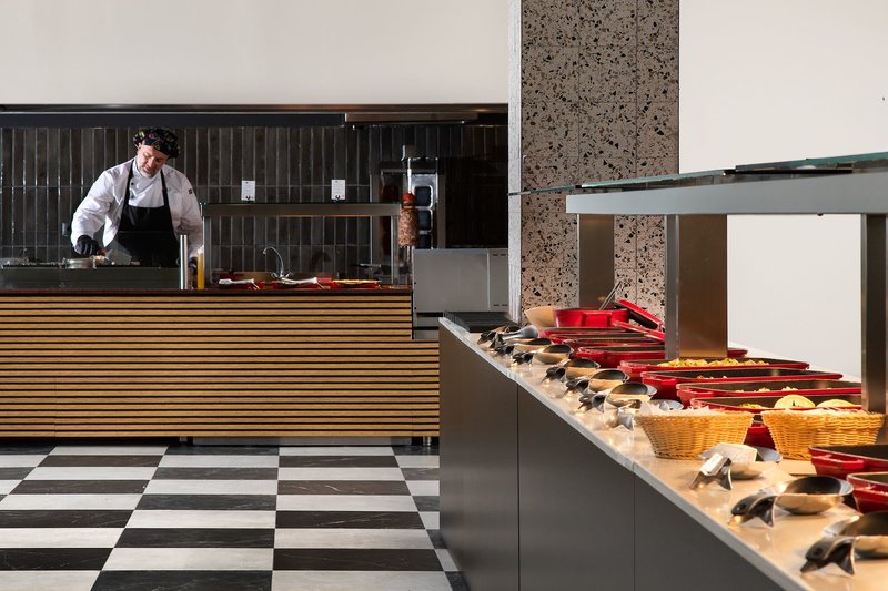 Paralos Rodos Lifestyle 8