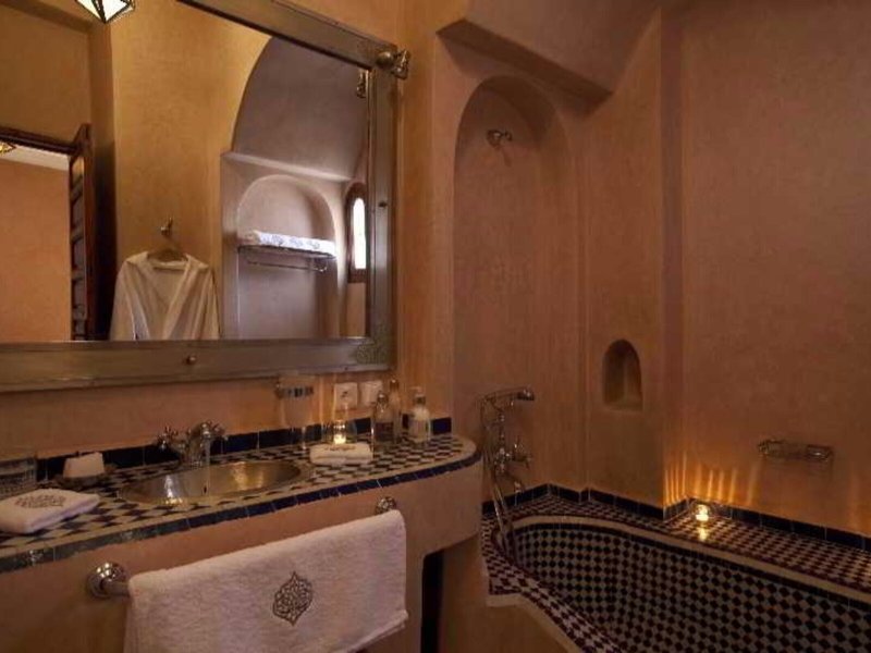 Riad Les Bougainvilliers 24