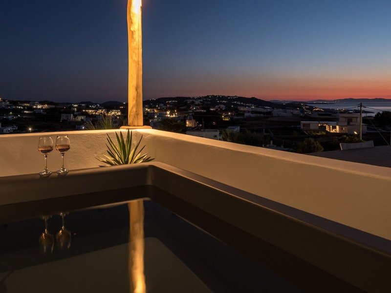 Vrachos Suites Mykonos 1