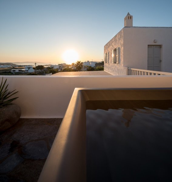 Vrachos Suites Mykonos 21