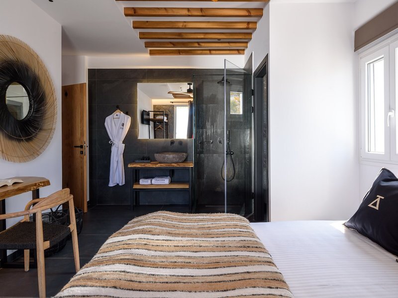 Vrachos Suites Mykonos 22