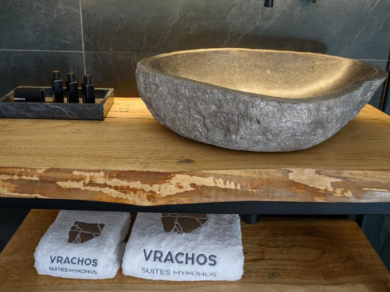 Vrachos Suites Mykonos 40