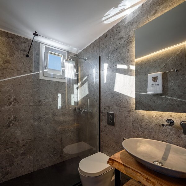 Vrachos Suites Mykonos 43