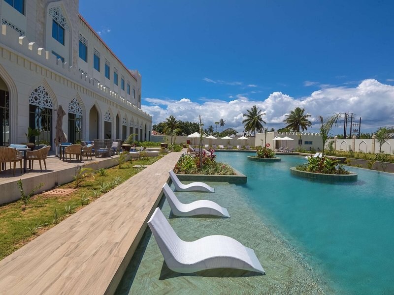 Golden Tulip Zanzibar Airport 8