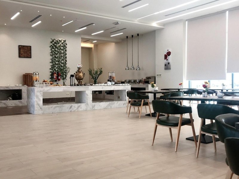 Grand Tourist Hotel 15