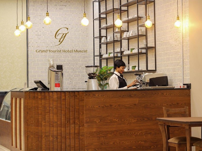 Grand Tourist Hotel 17