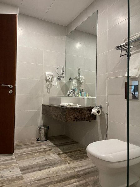 Grand Tourist Hotel 30