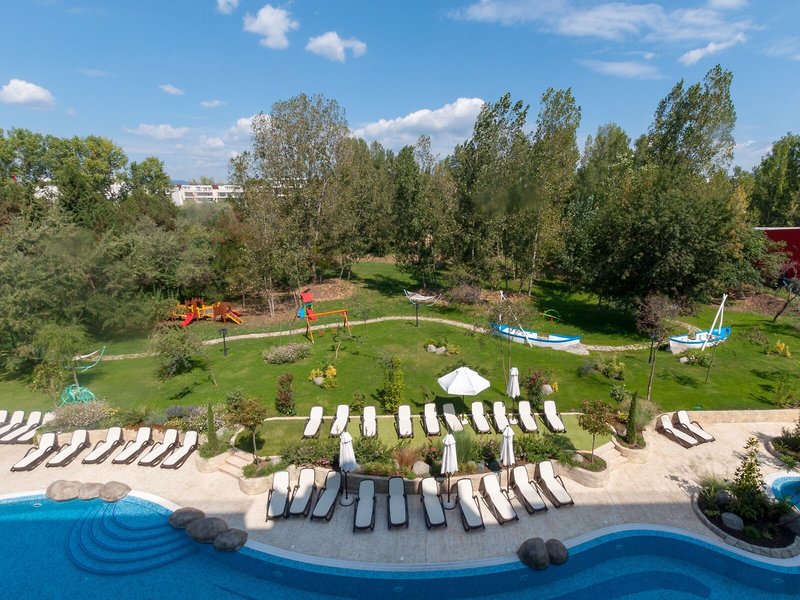 Harmony Suites Grand Resort 11