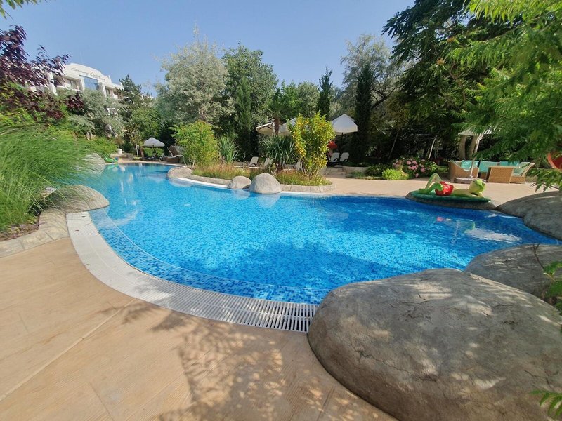 Harmony Suites Grand Resort 16